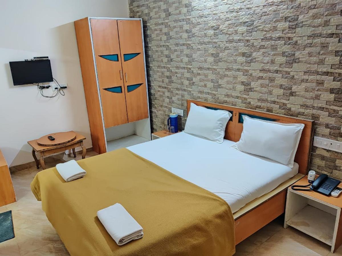 Rajdhani Resort Lonavala Εξωτερικό φωτογραφία