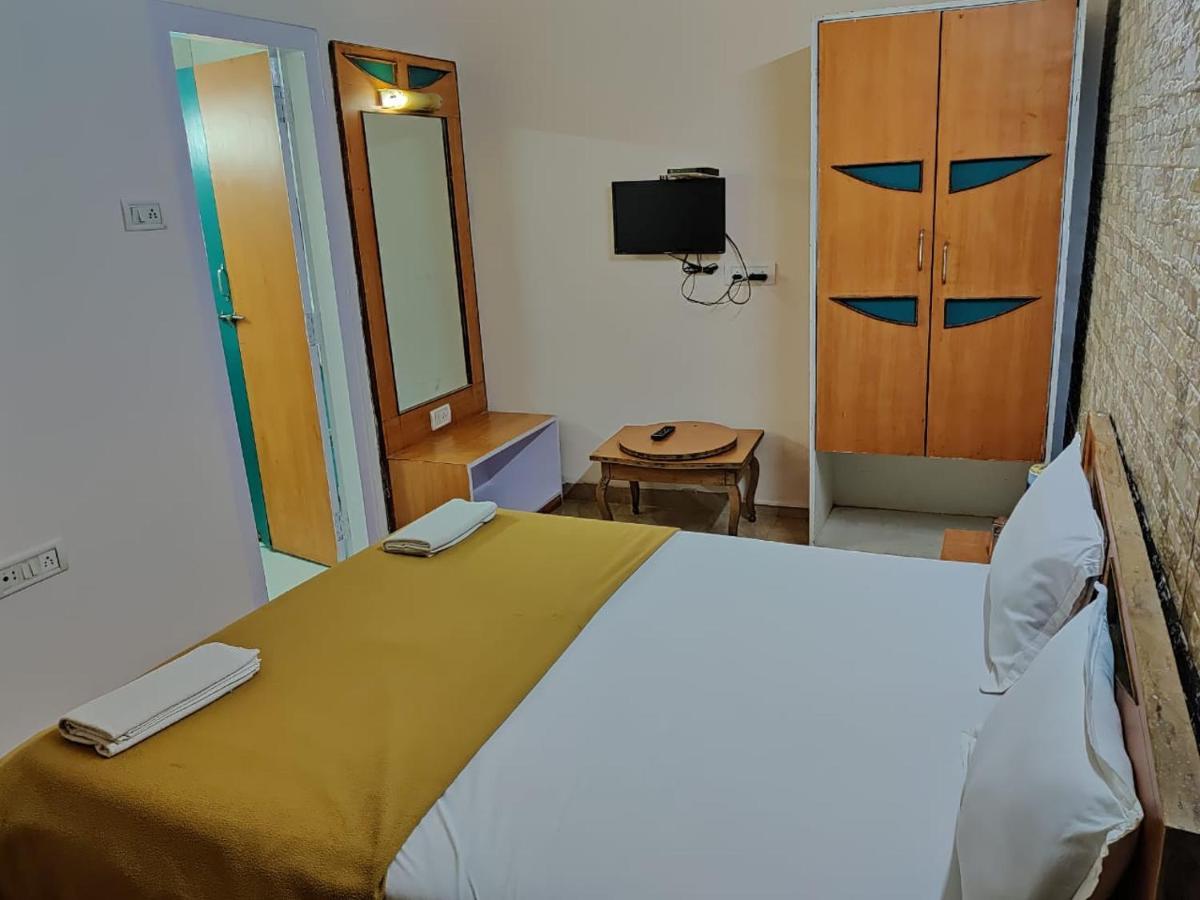 Rajdhani Resort Lonavala Εξωτερικό φωτογραφία